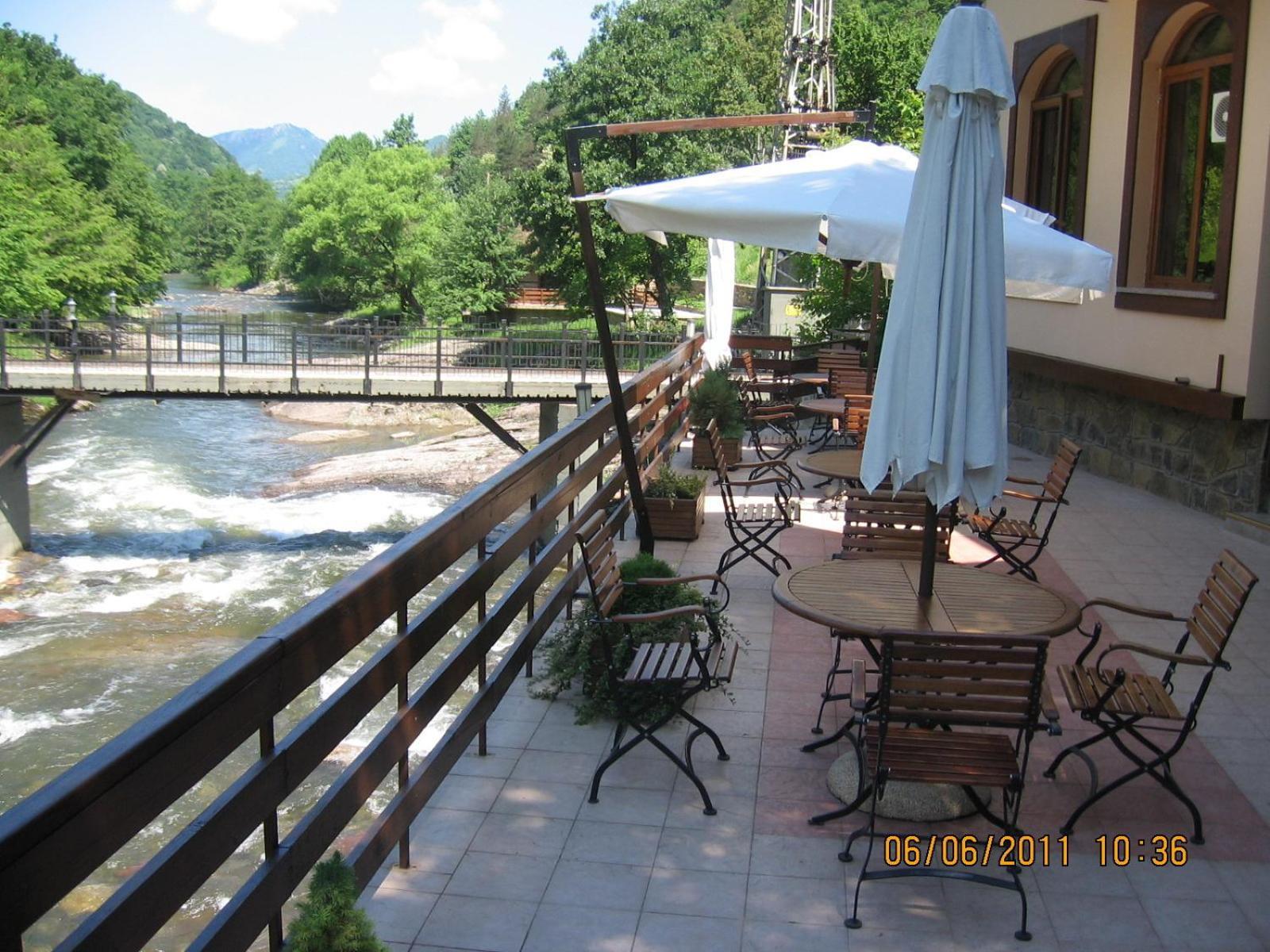 Семеен Хотел Федора Ribaritsa Exterior foto